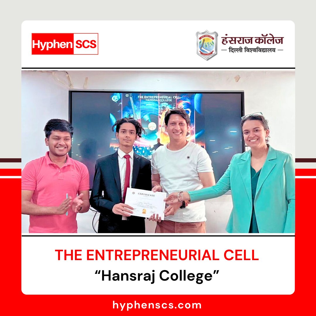 Arun Pandit of Hyphen SCS Judges Case Study Competition at HansRaj College