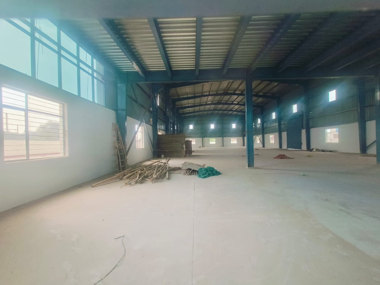 HyphenSCS-Warehouse-73475-7.png