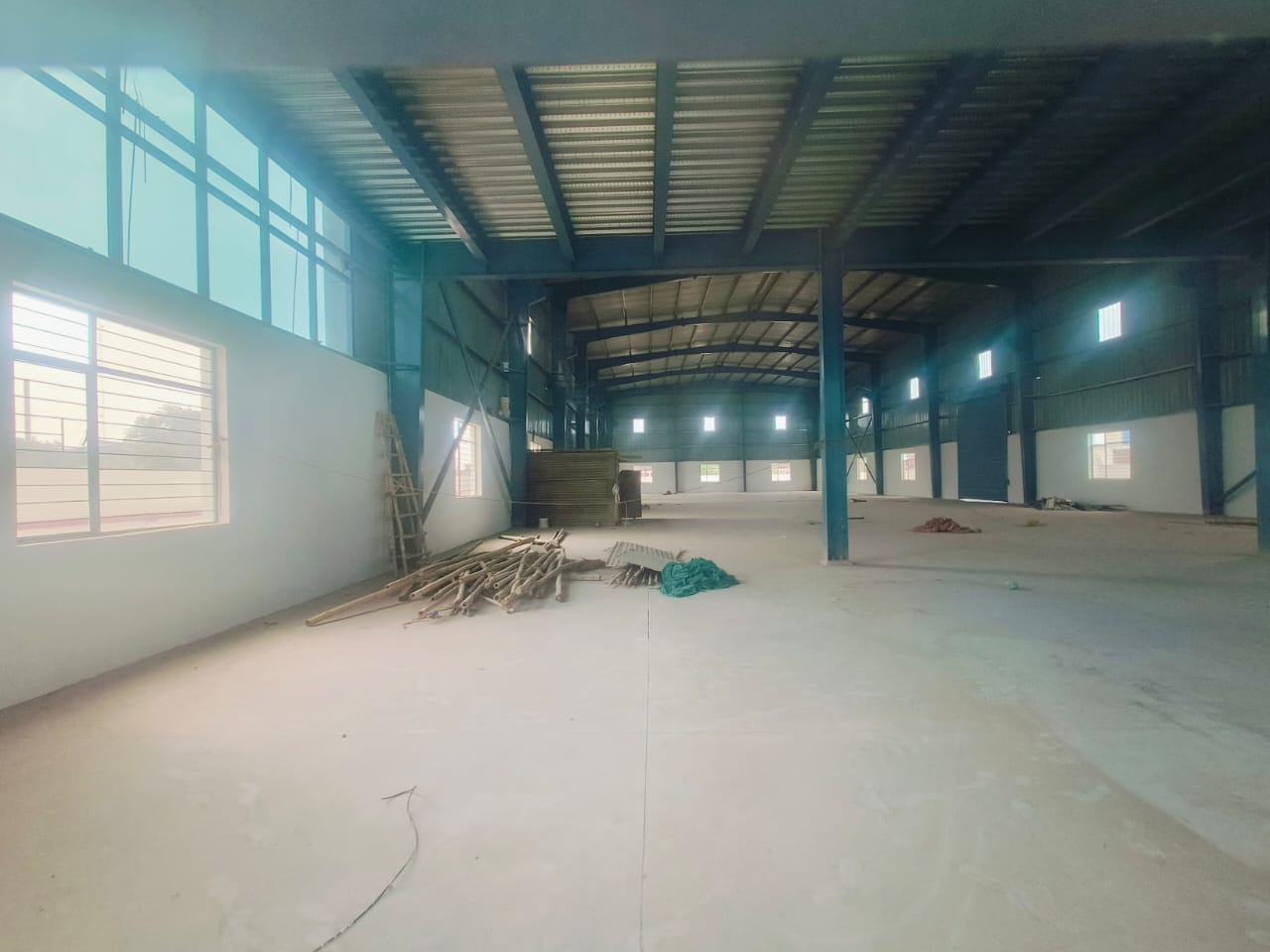HyphenSCS-Warehouse-73475-8.png