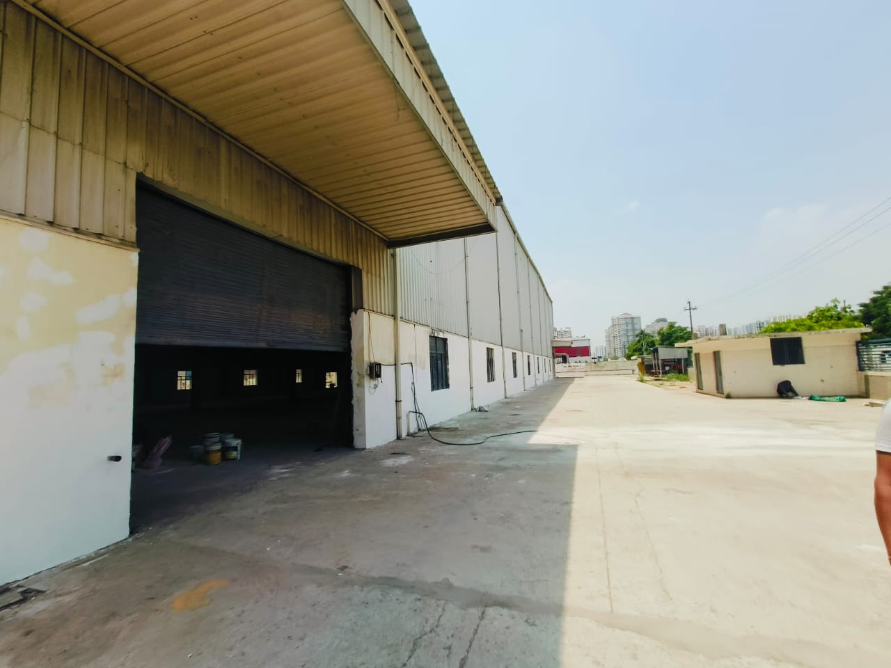 HyphenSCS-Warehouse-73624-0.png
