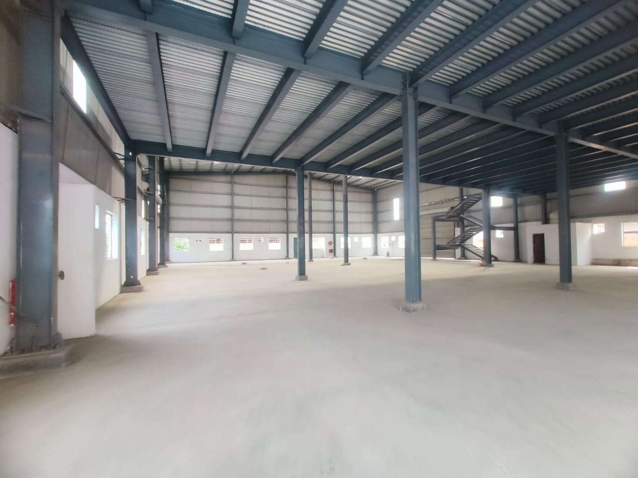 HyphenSCS-Warehouse-73625-11.png