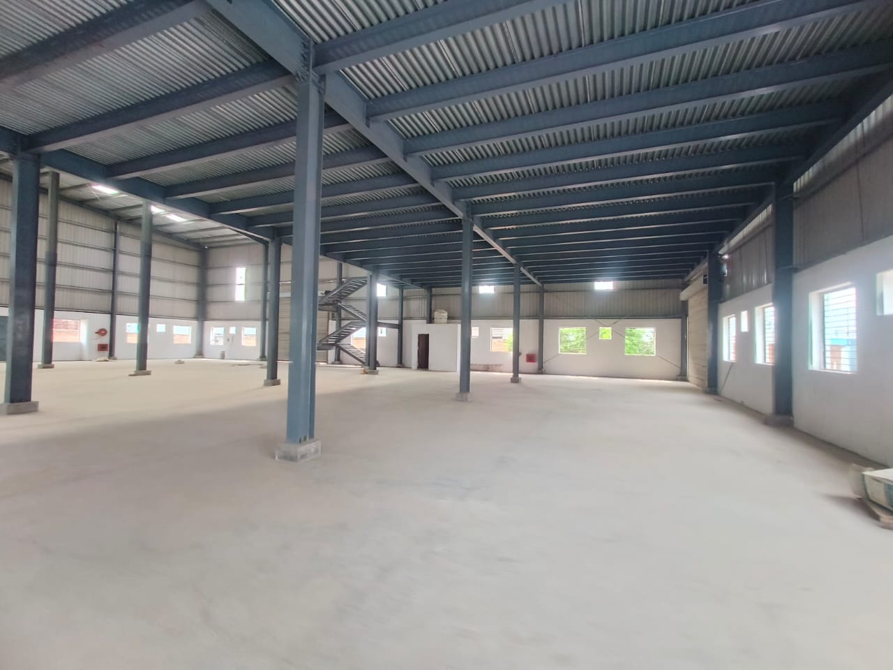HyphenSCS-Warehouse-73625-12.png