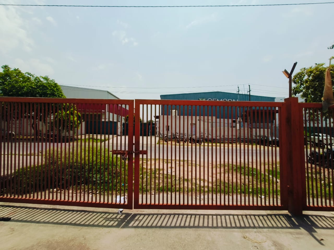 HyphenSCS-Warehouse-73626-1.png