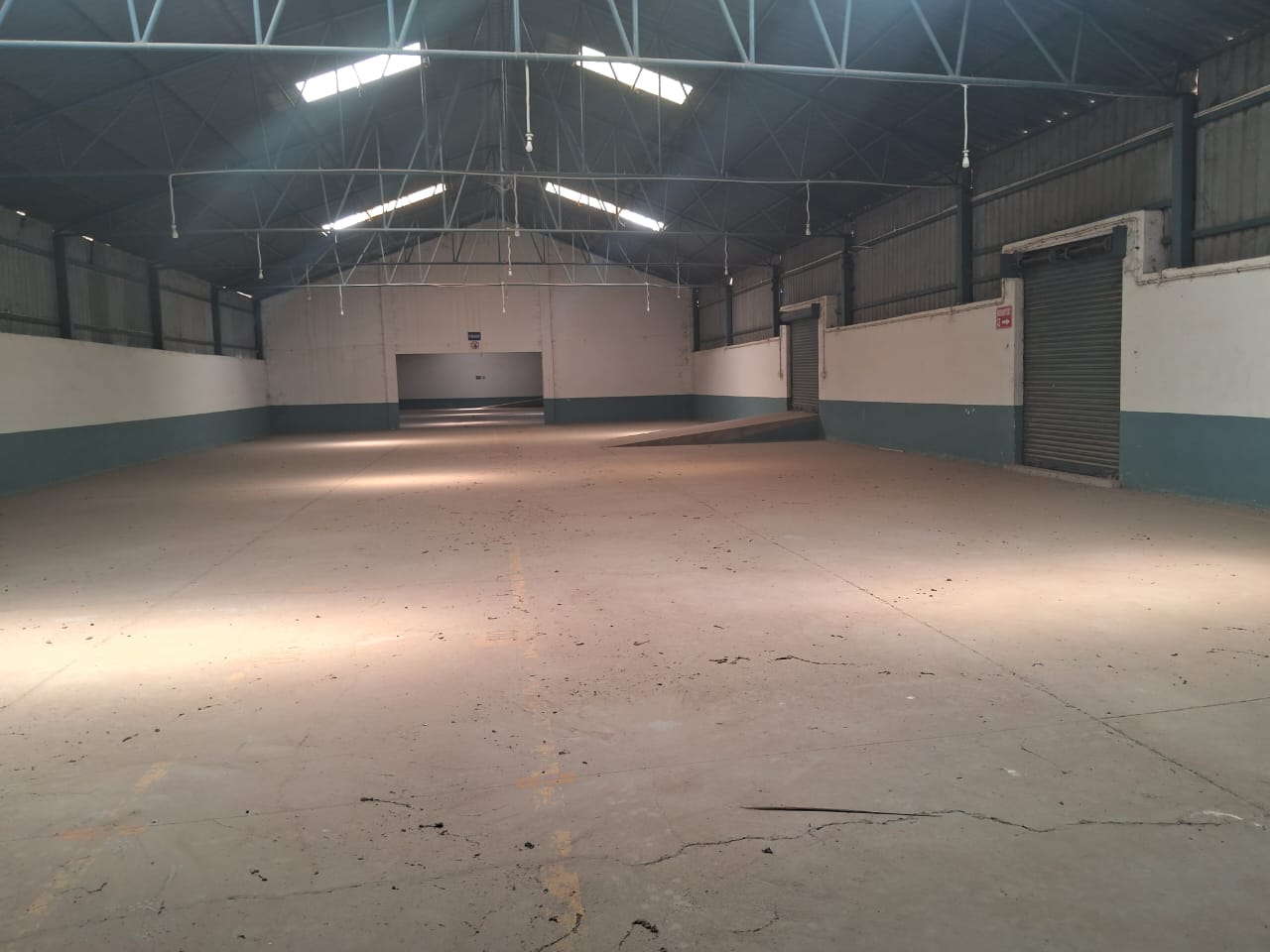 HyphenSCS-Warehouse-73837-2.png
