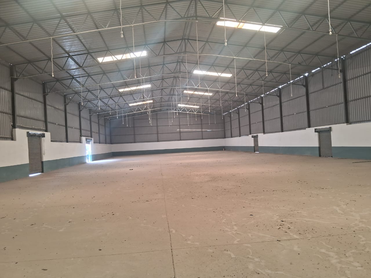 HyphenSCS-Warehouse-73838-3.png