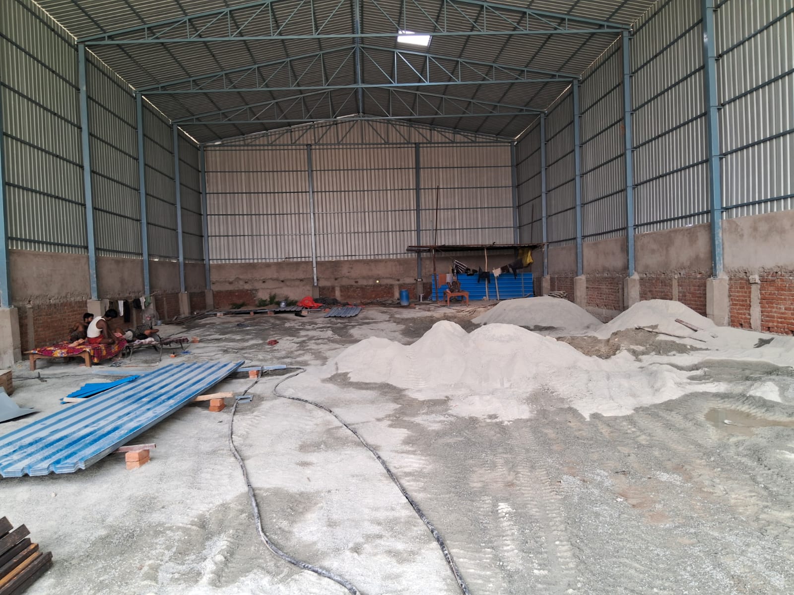 HyphenSCS-Warehouse-73912-3.png