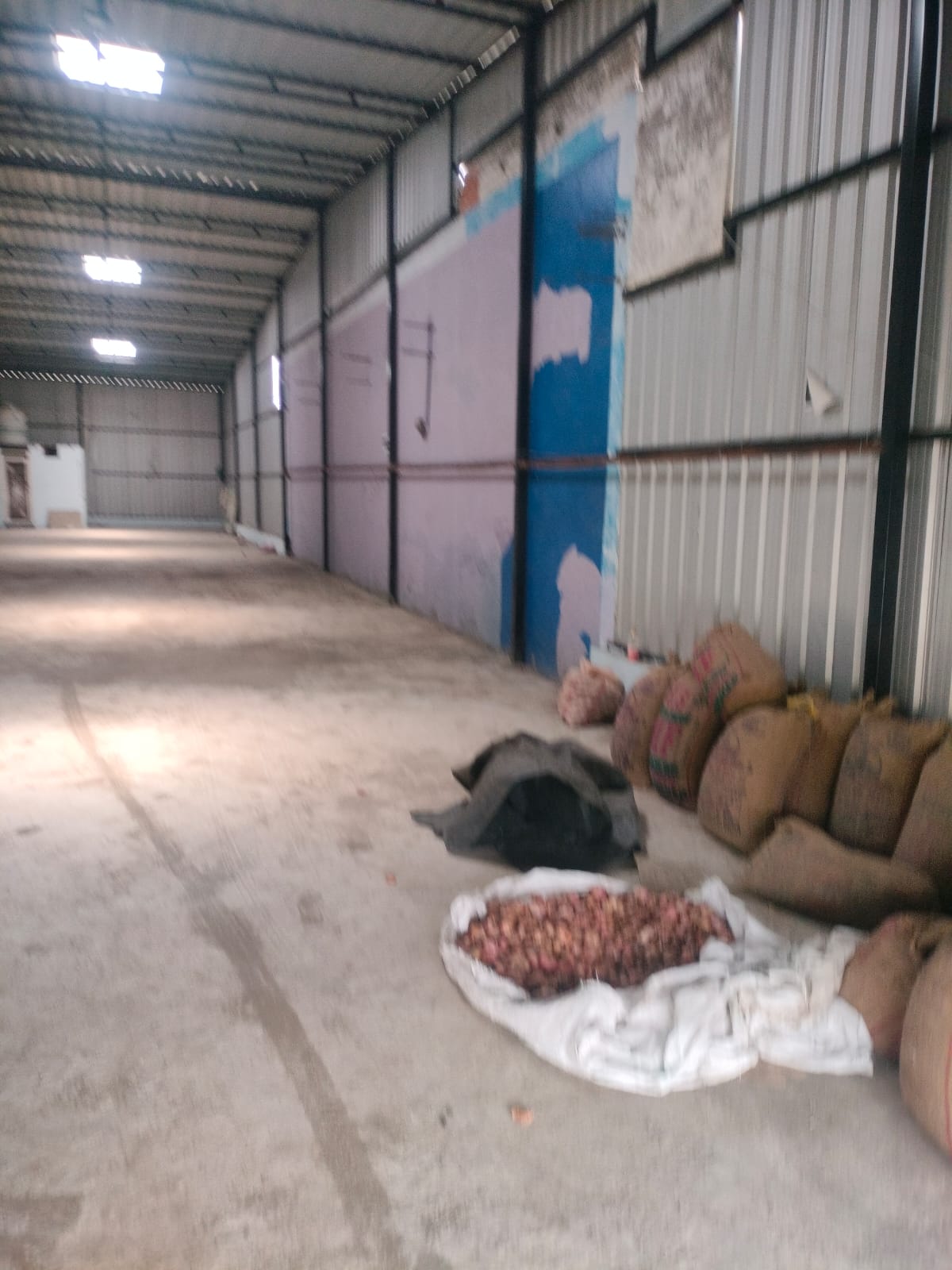 HyphenSCS-Warehouse-73999-2.png