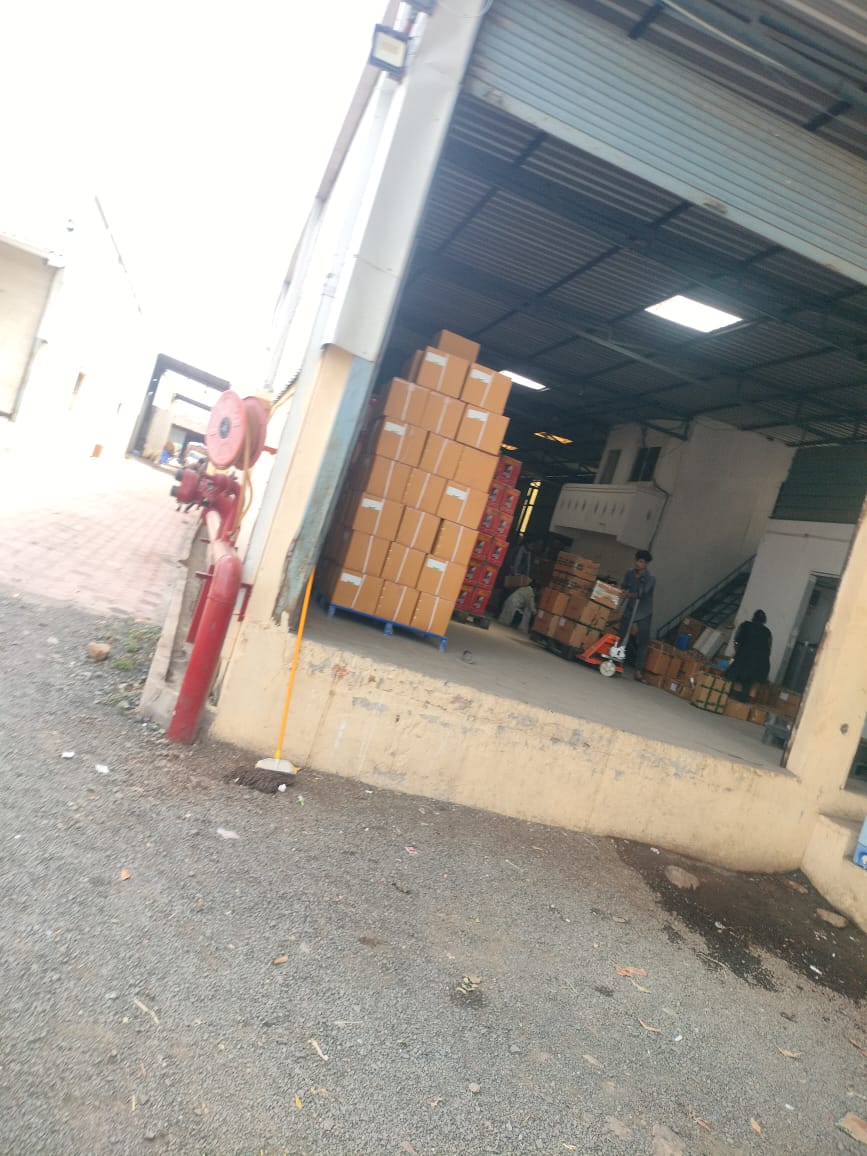 HyphenSCS-Warehouse-74003-3.png