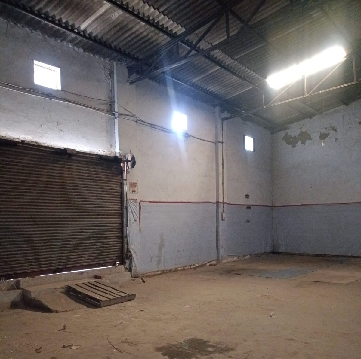 HyphenSCS-Warehouse-74224-2.png
