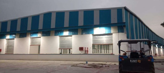 HyphenSCS-Warehouse-74333-8.png