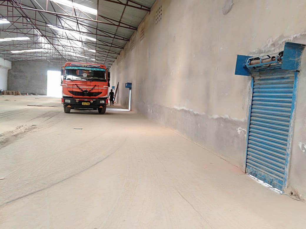 HyphenSCS-Warehouse-74426-0.png
