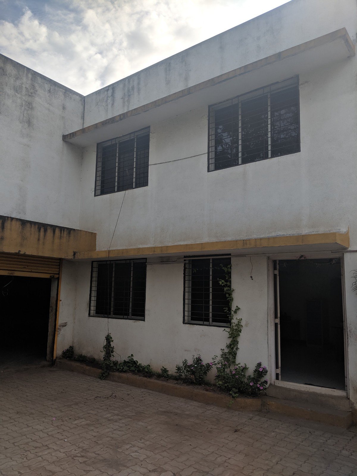 11,000 sq.ft Warehouse Available in Pune, Maharashtra